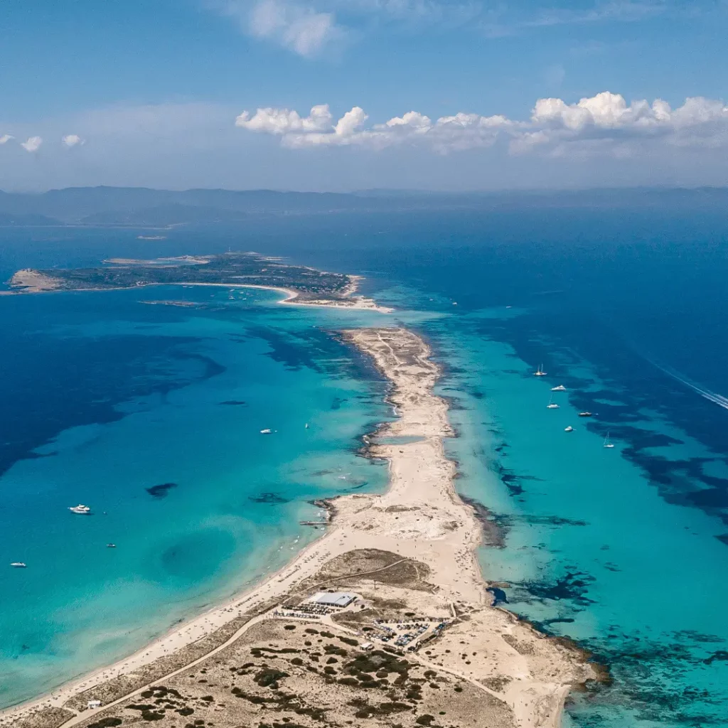 met de boot naar Formentera Ibiza